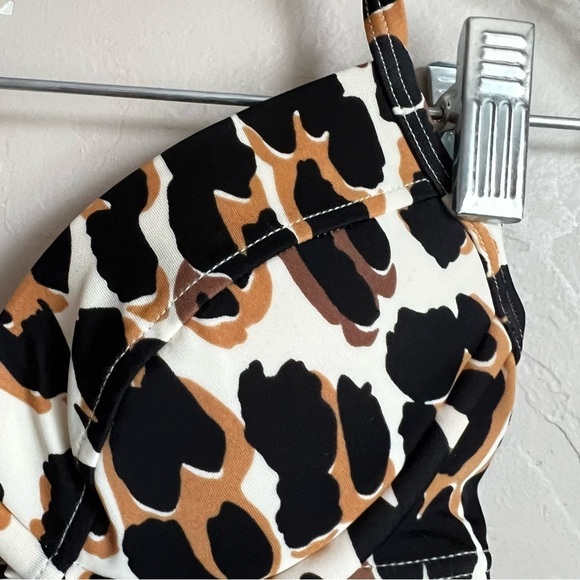 Victoria’s Secret Animal Cheetah Print Push Up Bikini Top - Picture 3 of 7